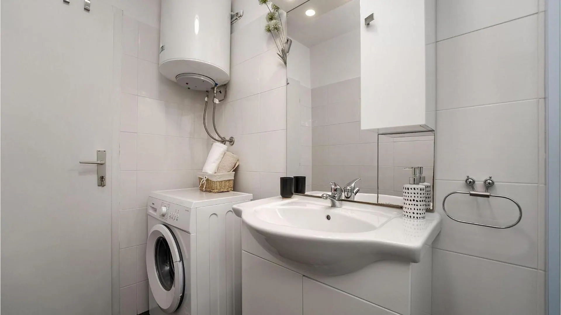 App Laura Villa Porec Holiday home